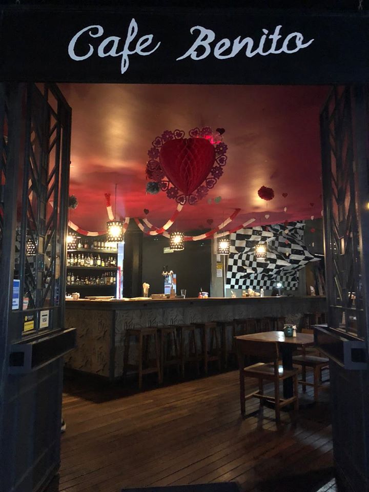 Café Benito/ Sala Juárez
