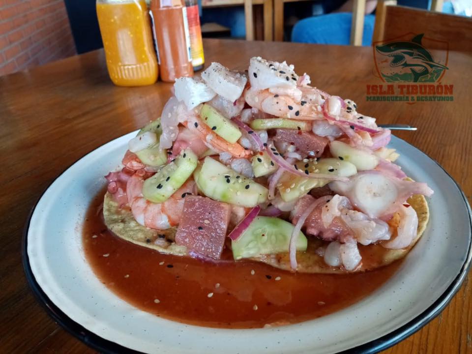 Isla tiburon marisqueria